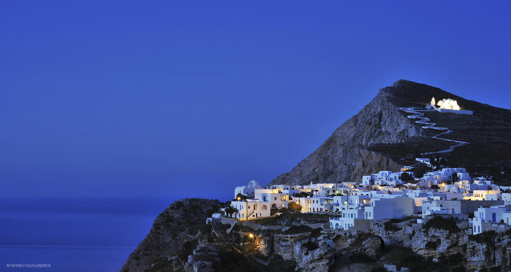 Kifines Suites Folegandros Town Room photo